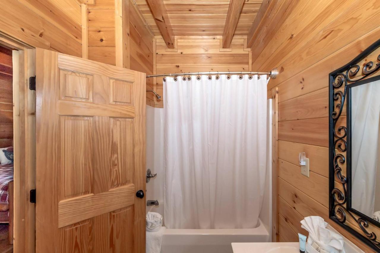 Mountain Creek Lodge Pigeon Forge Esterno foto
