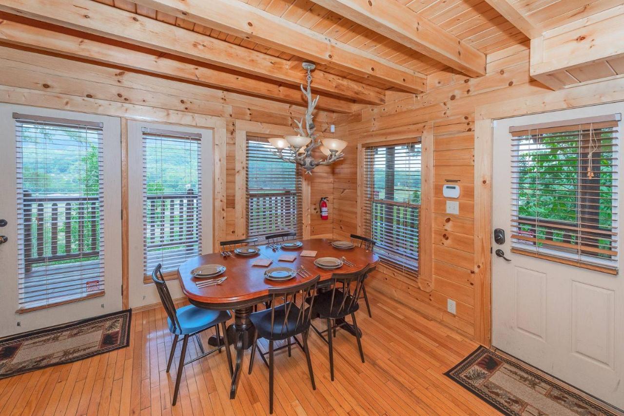 Mountain Creek Lodge Pigeon Forge Esterno foto